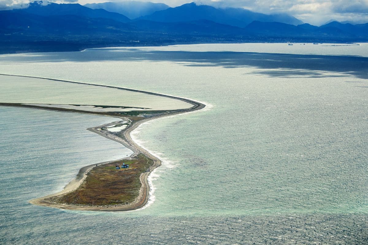 The Dungeness Spit reaching into the Strait of Juan de Fuca from the air